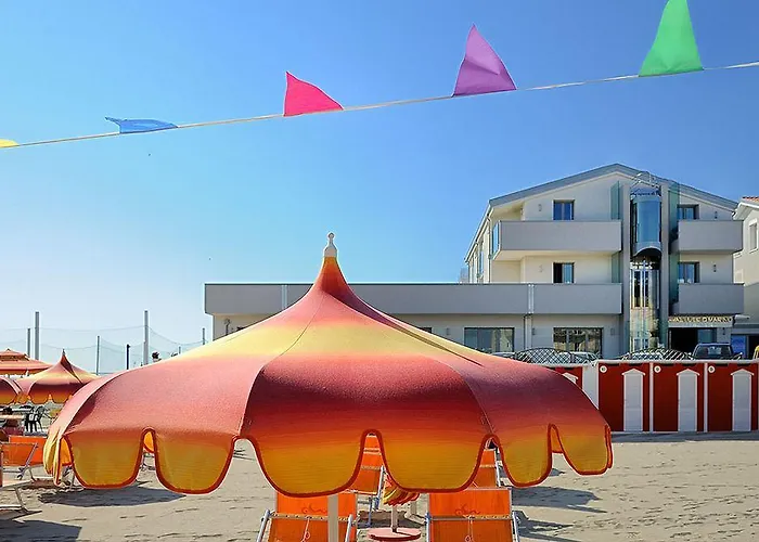 & Cavalluccio Marino فندق ريميني