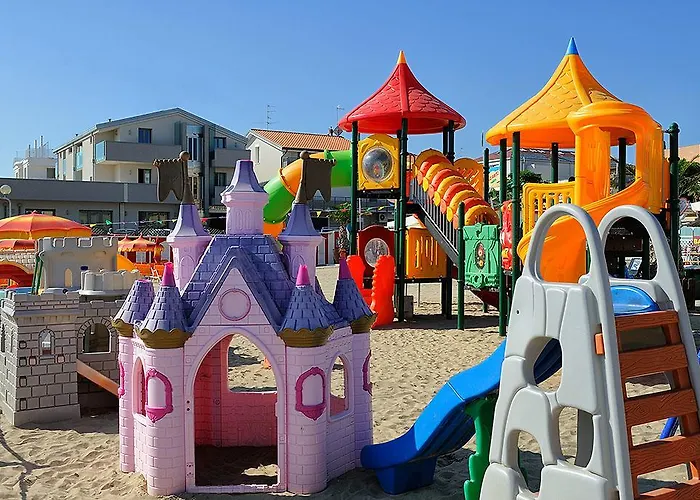 فندق & Cavalluccio Marino ريميني