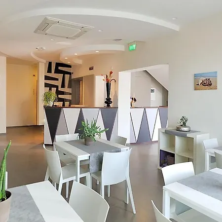 Hotell & Cavalluccio Marino 3*