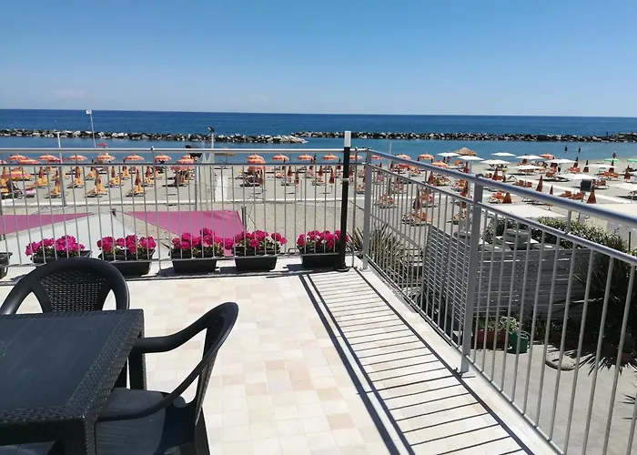 Hotel & Cavalluccio Marino 3*