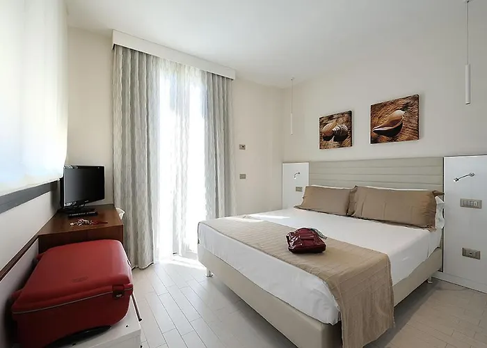 فندق & Cavalluccio Marino 3*