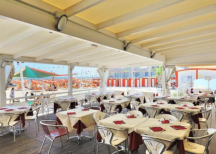 فندق & Cavalluccio Marino ريميني