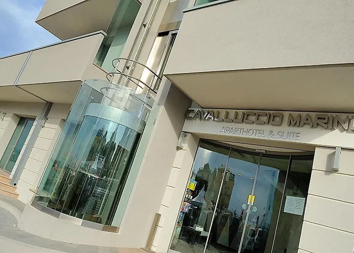 & Cavalluccio Marino فندق 3*